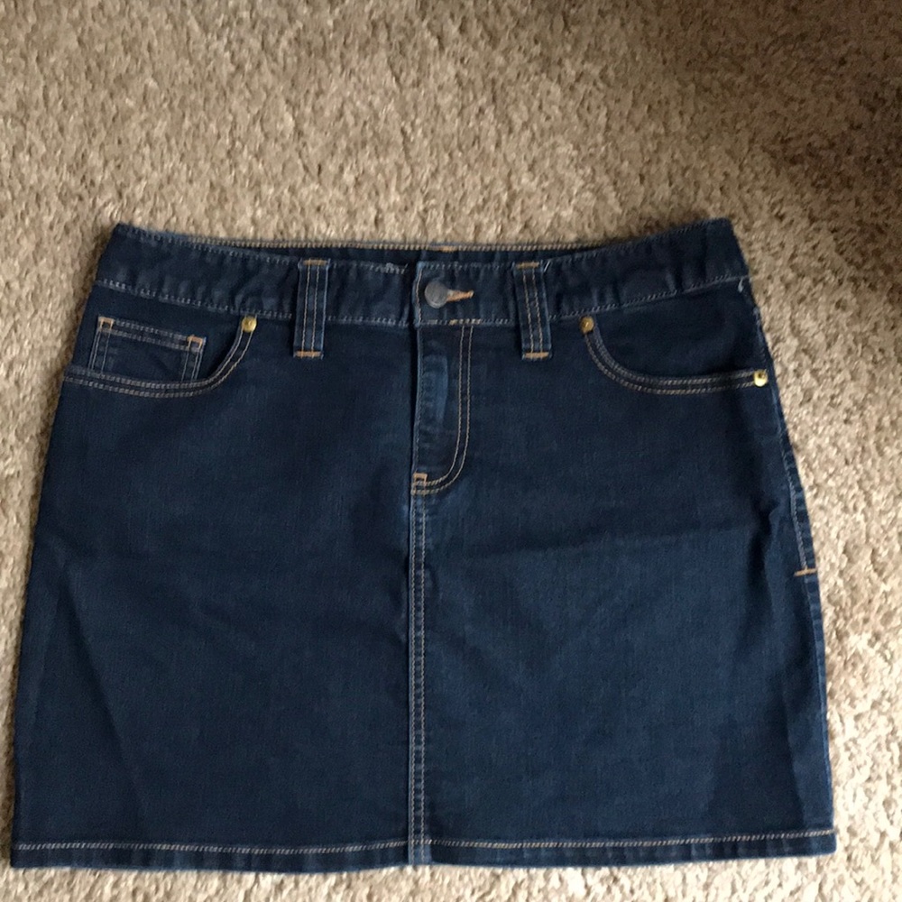 Tommy Hilfiger denim mini skirt. Size 8